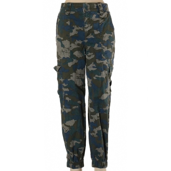 Wild Fable Camo Cargo Pants 